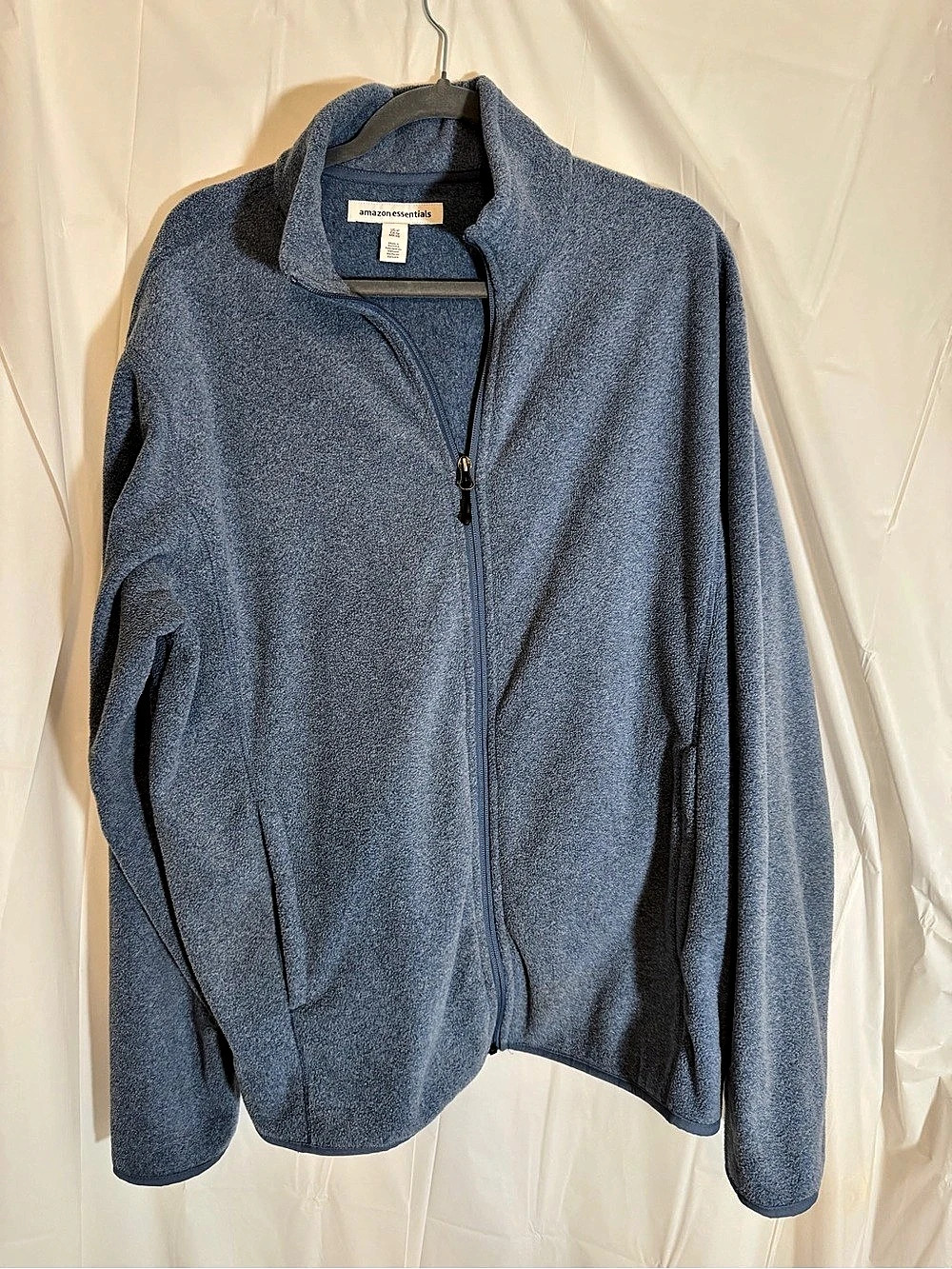 Men’s Amazon Essentials Blue Fleece Jacket Size XL Like New